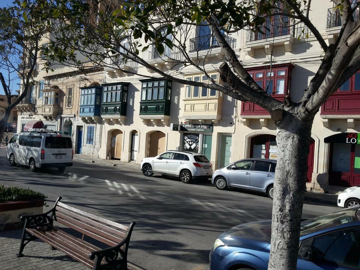 Homestay Seafront *