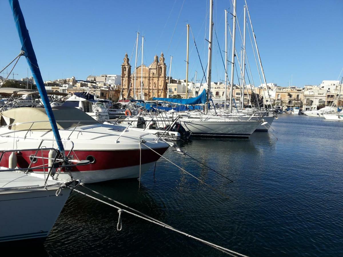 Seafront Homestay Msida